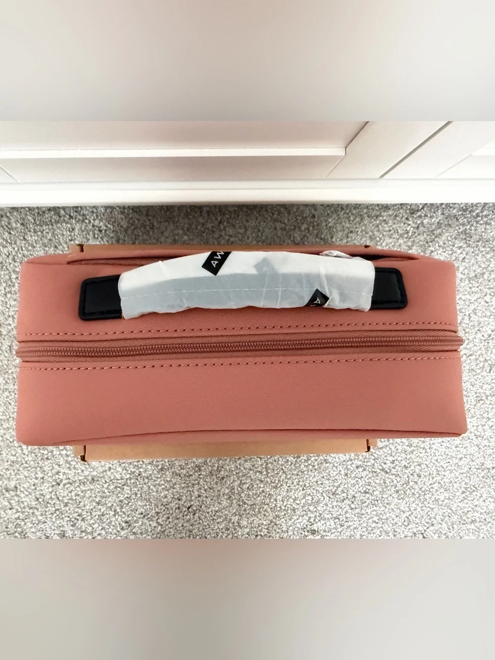 NWT AWAY small toiletry bag in clay pink (limited edition)